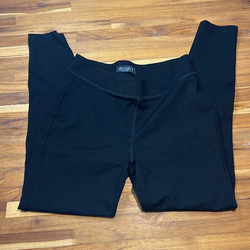 Woman’s cross waist leggings